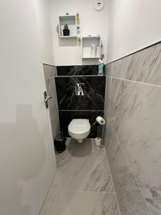 L Appartement Des Parcs Nantais 생헤블랑 외부 사진